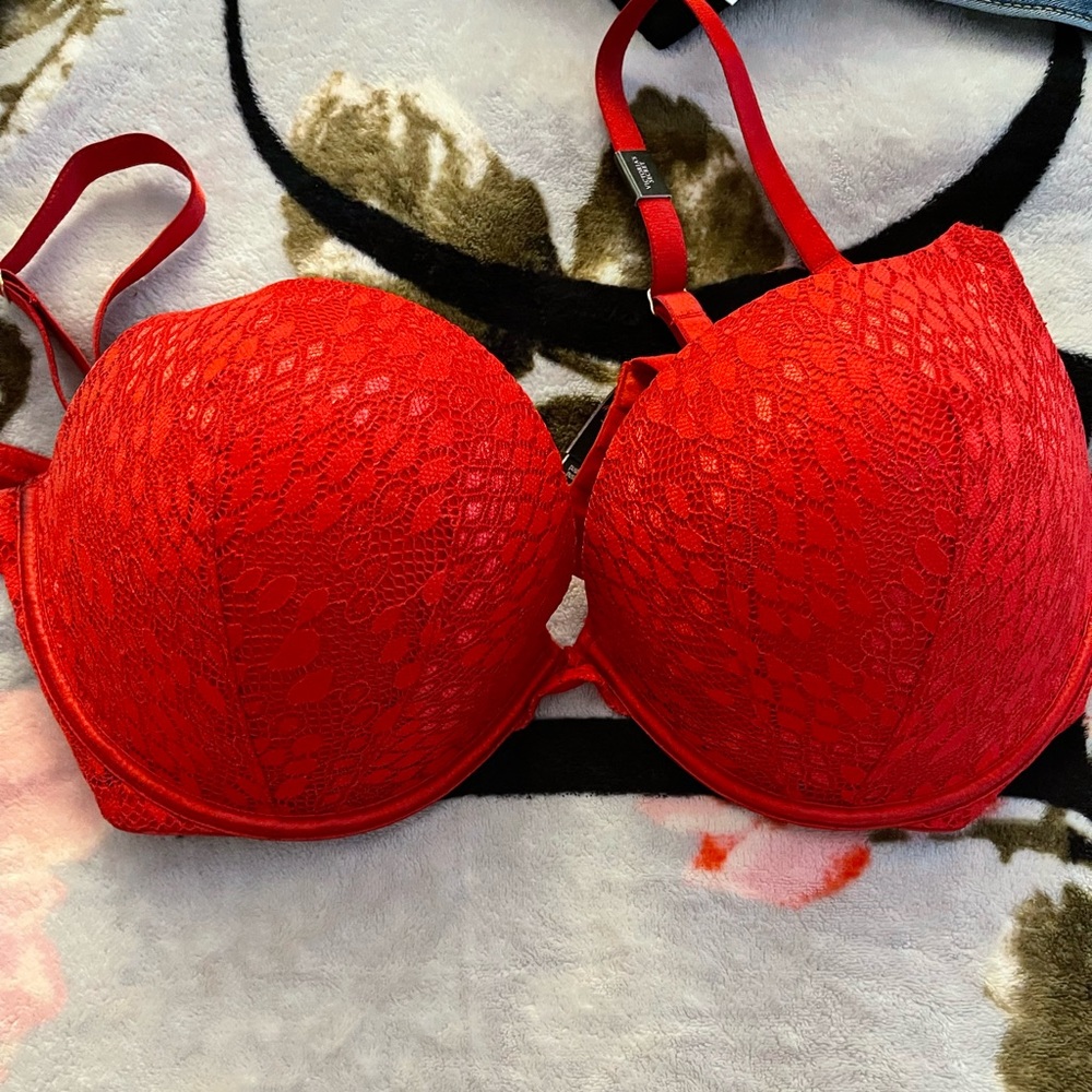 Victoria Secret Push Up Bra